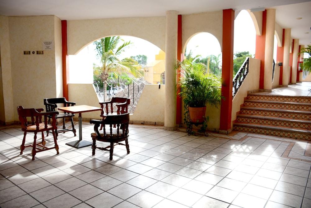 Fuentes Hotel 3*
