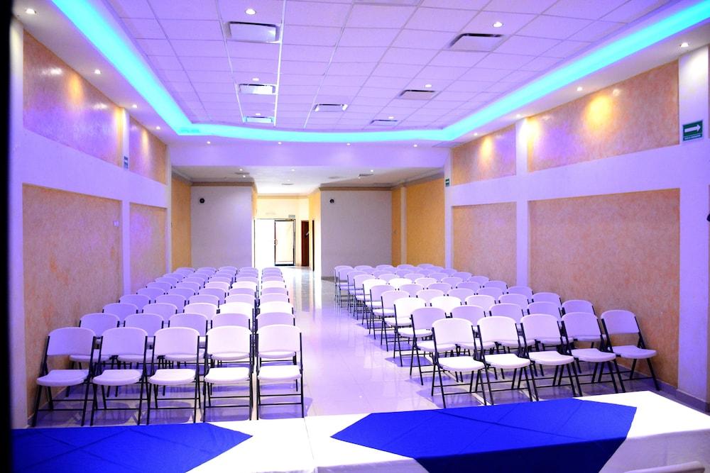 Fuentes Hotel Los Mochis