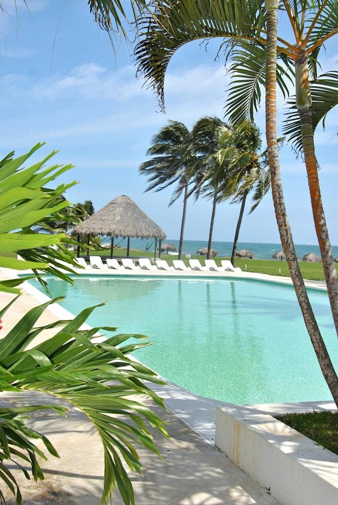 Hotel Boca De Ovejas 3*