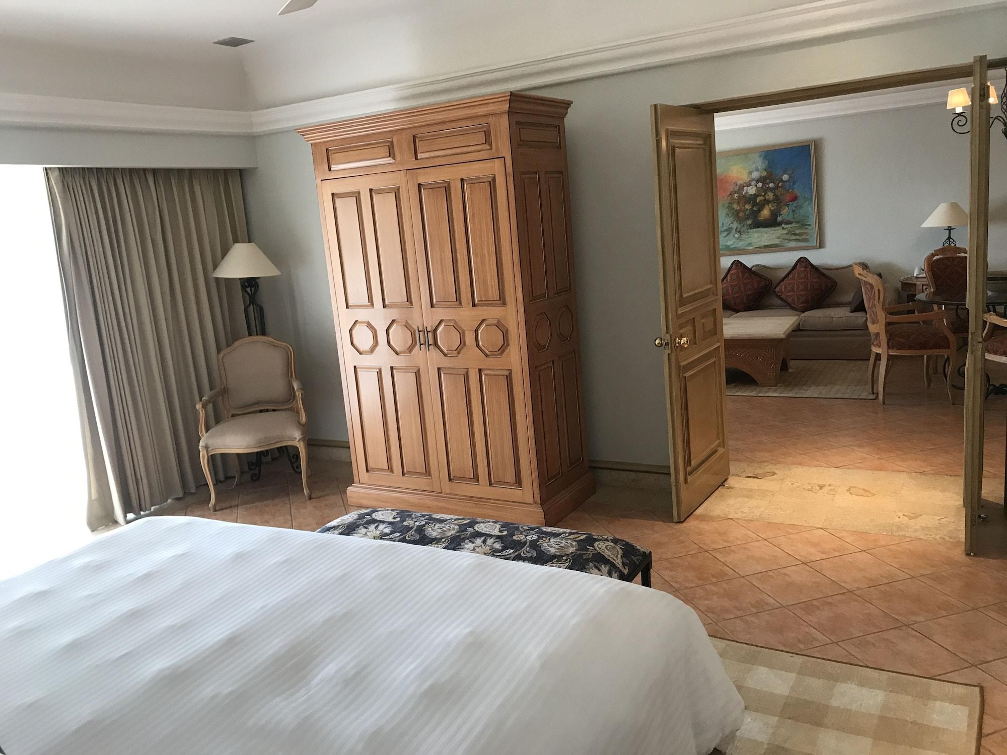 Grand Isla Navidad Golf & With Marina