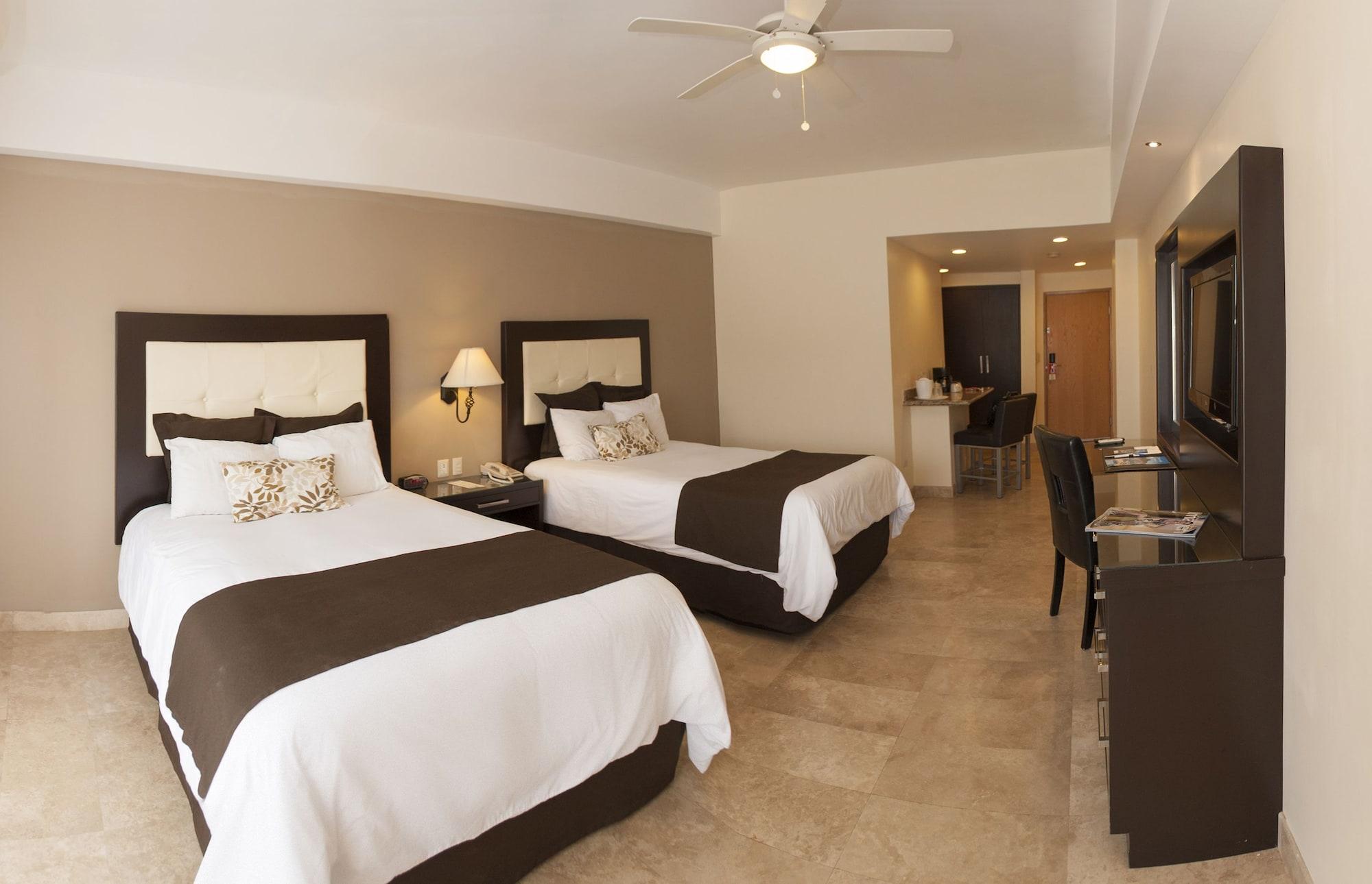Hotel Marinaterra & 4*