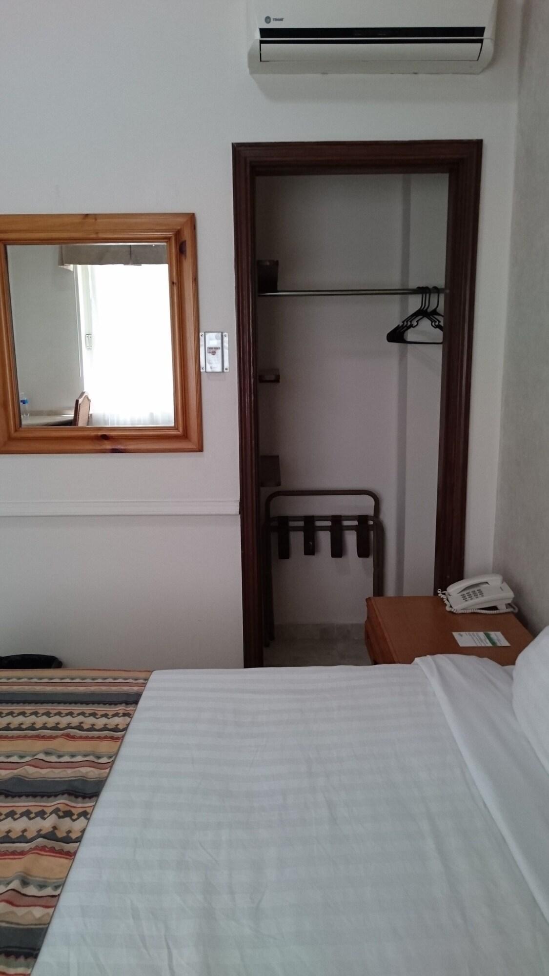 Hotel Savoy Express 3*