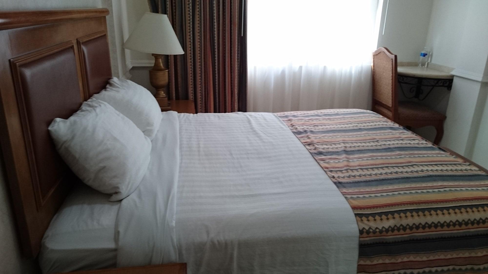 Savoy Express Hotel 3*
