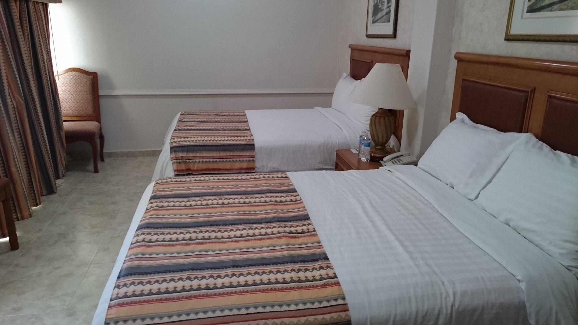 Savoy Express 3* Torreon