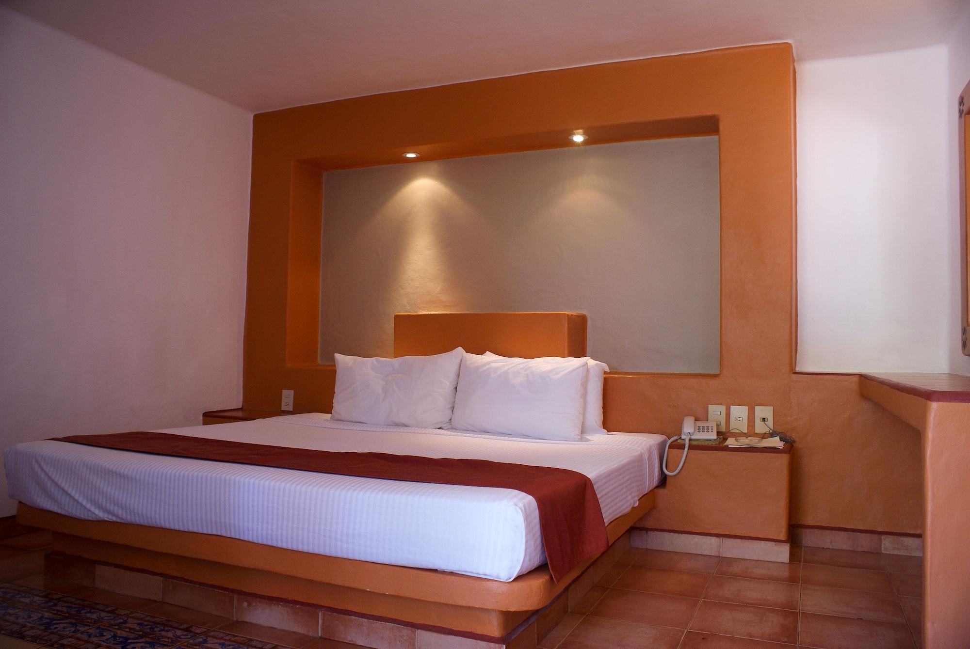 Mexicana Hotel 4*