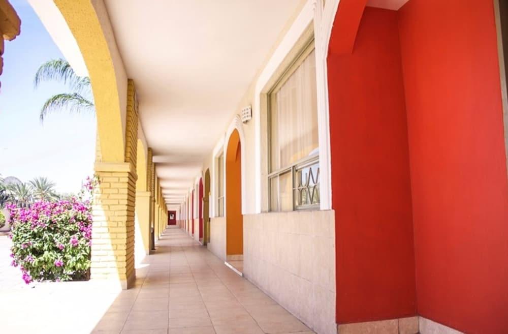 Del Sol 4* Torreon