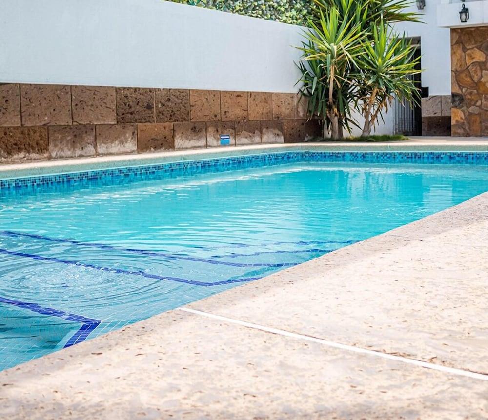 Hotel Eco Bay