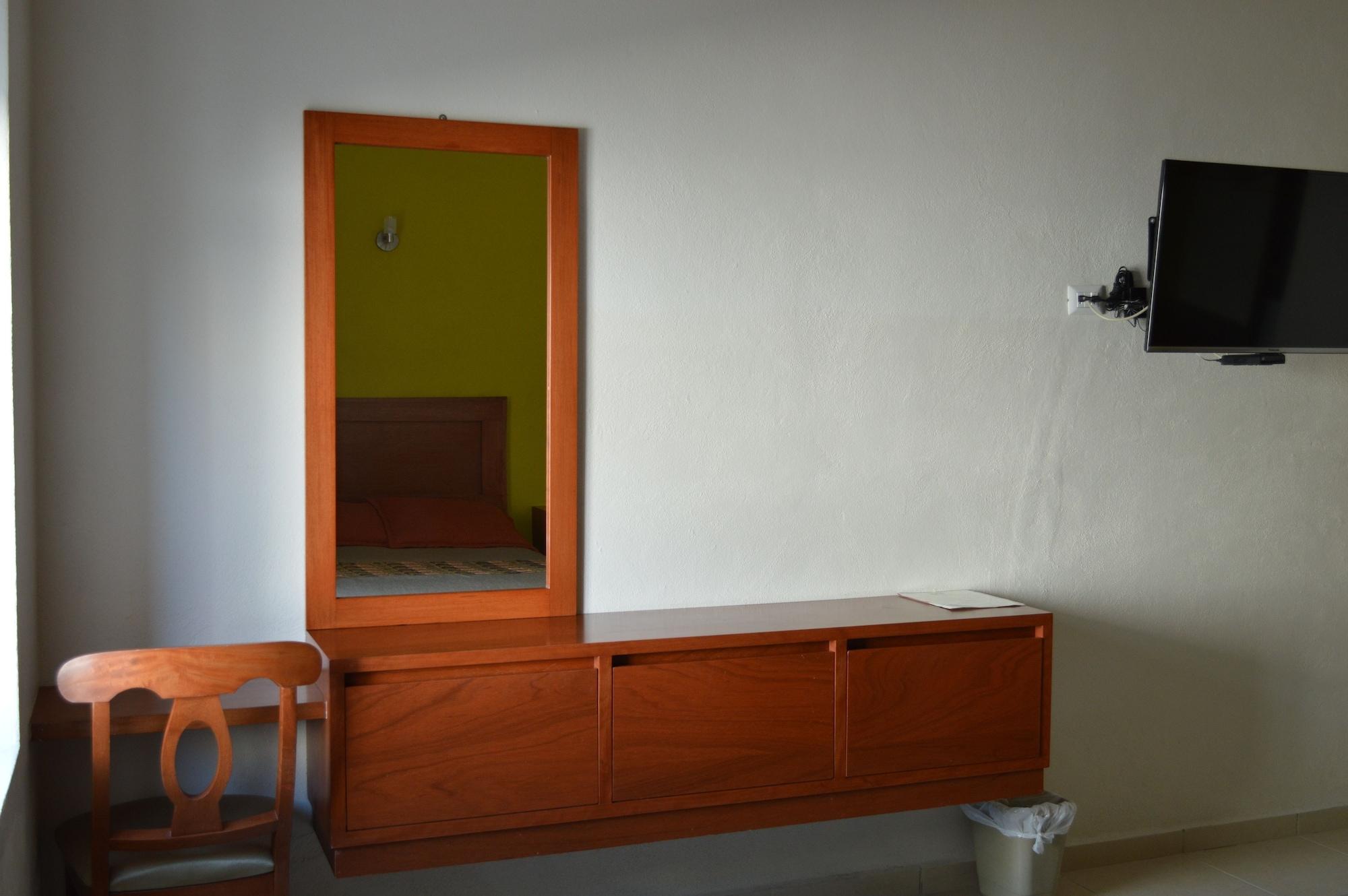 Concierge Plaza La 3*
