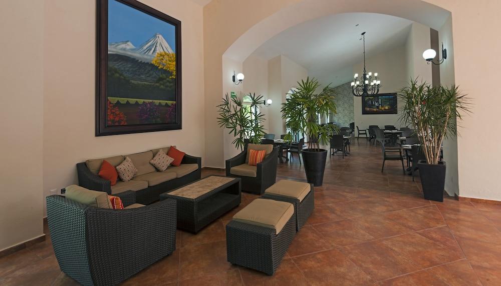 Concierge Plaza La Colima