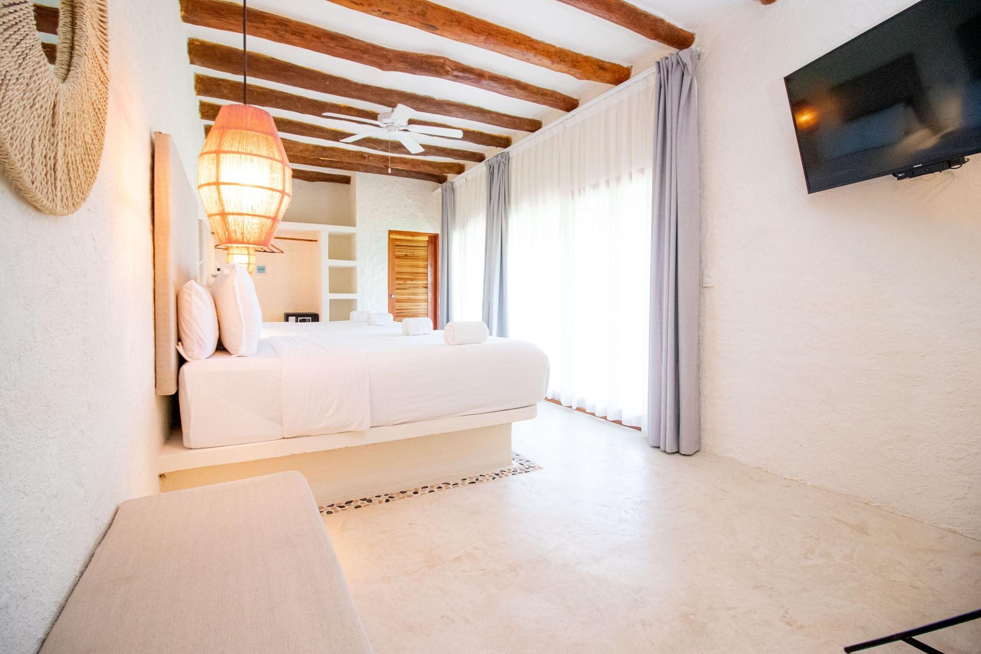 Soho Boutique - Adults Only 4*