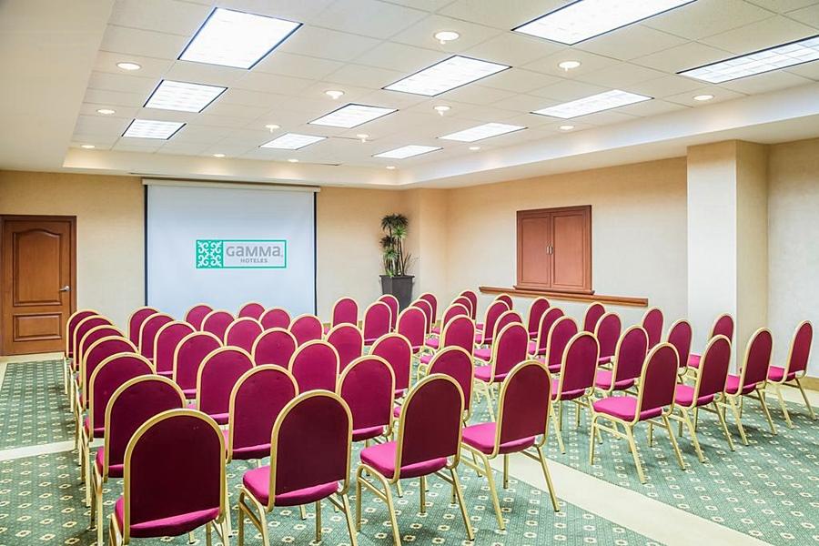 Hotel Wyndham Garden Tecnologico 3*