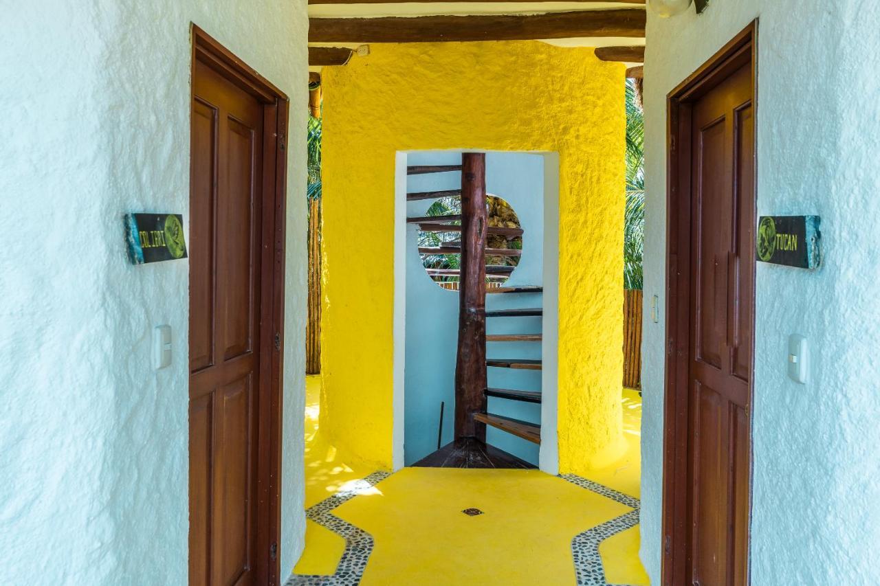 Casa Luz Front *