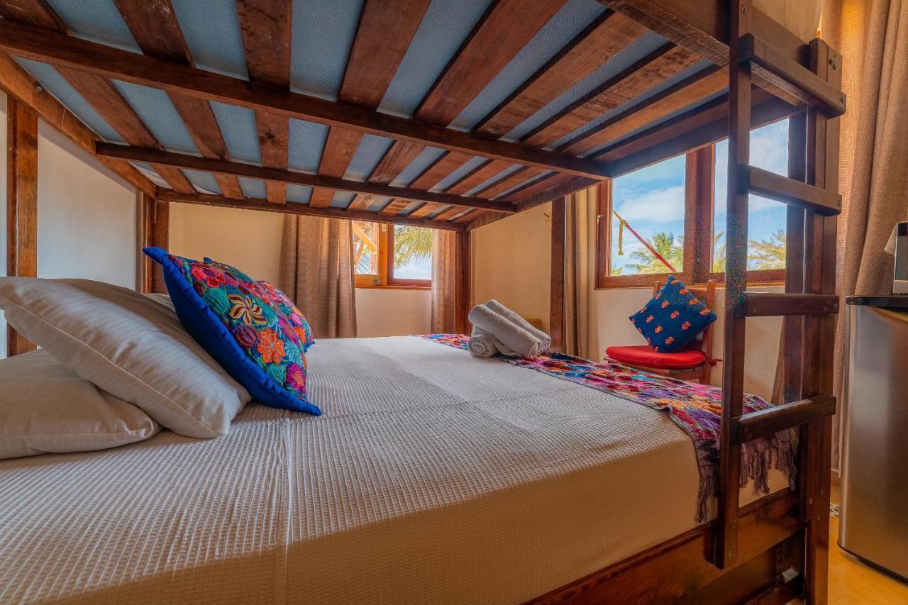 Casa Luz Front *