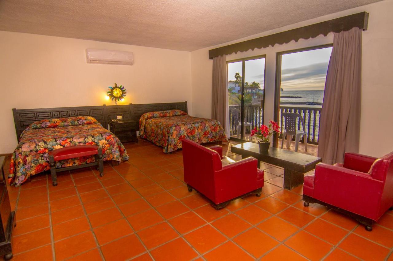 Playa De Cortes 3*