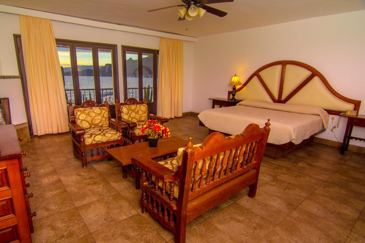 Playa De Cortes Hotel 3*
