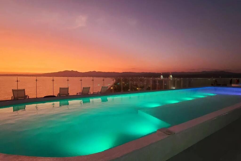 Luxury 2 Bedroom Front At