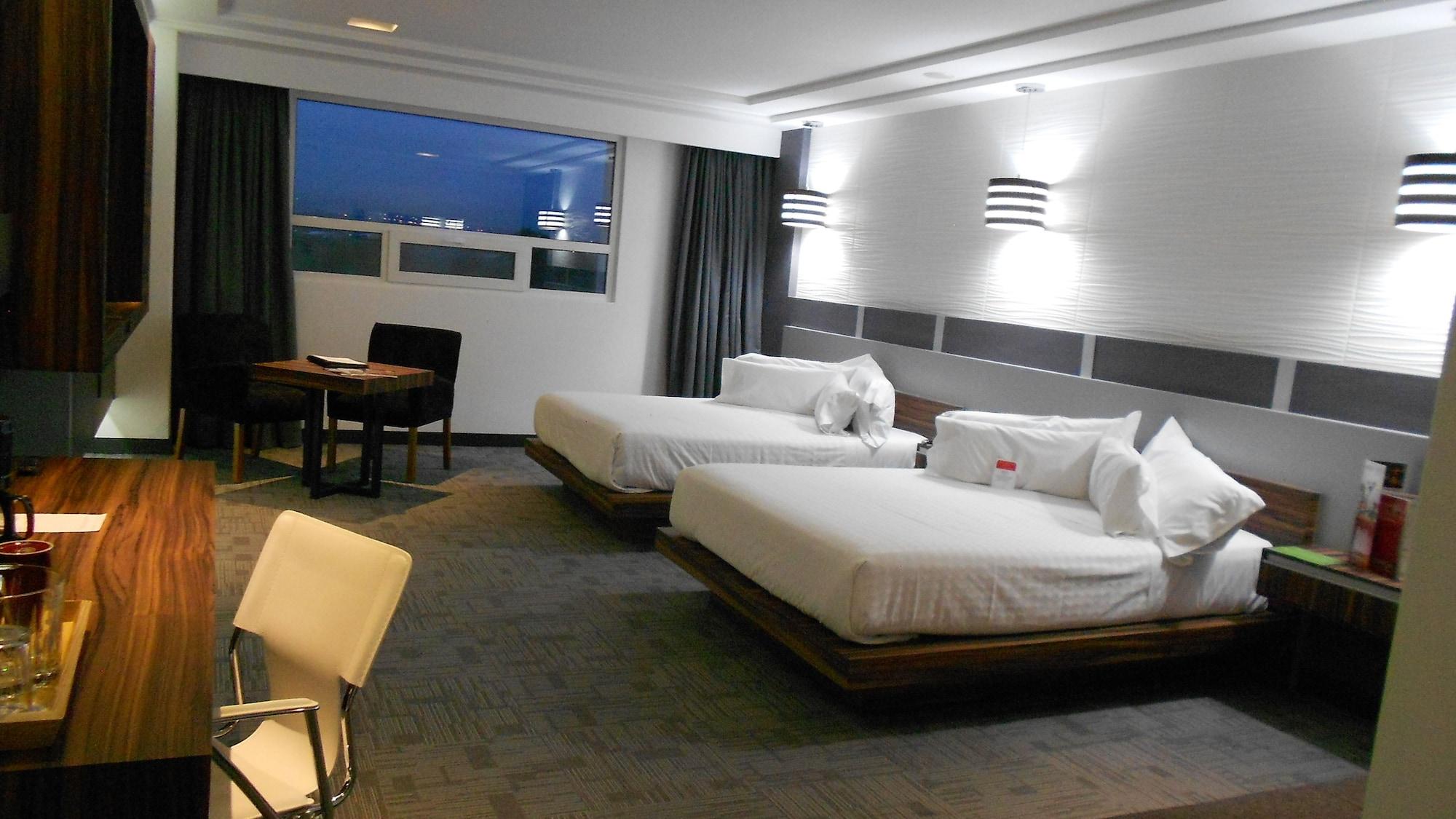 La Muralla & Hotel 5*