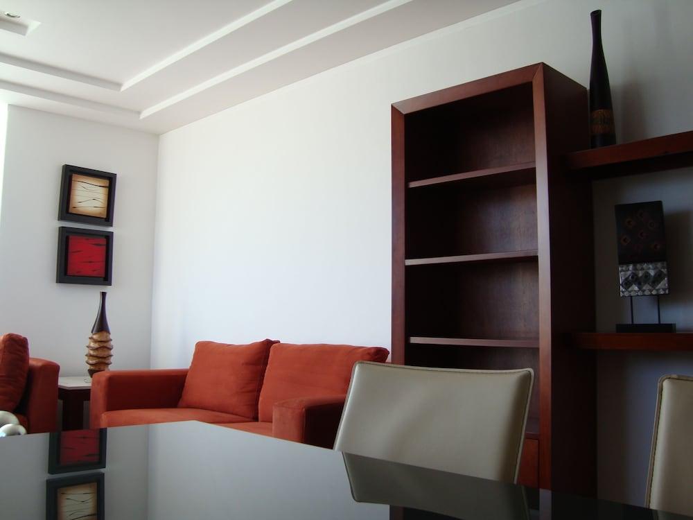 Hotel La Muralla &