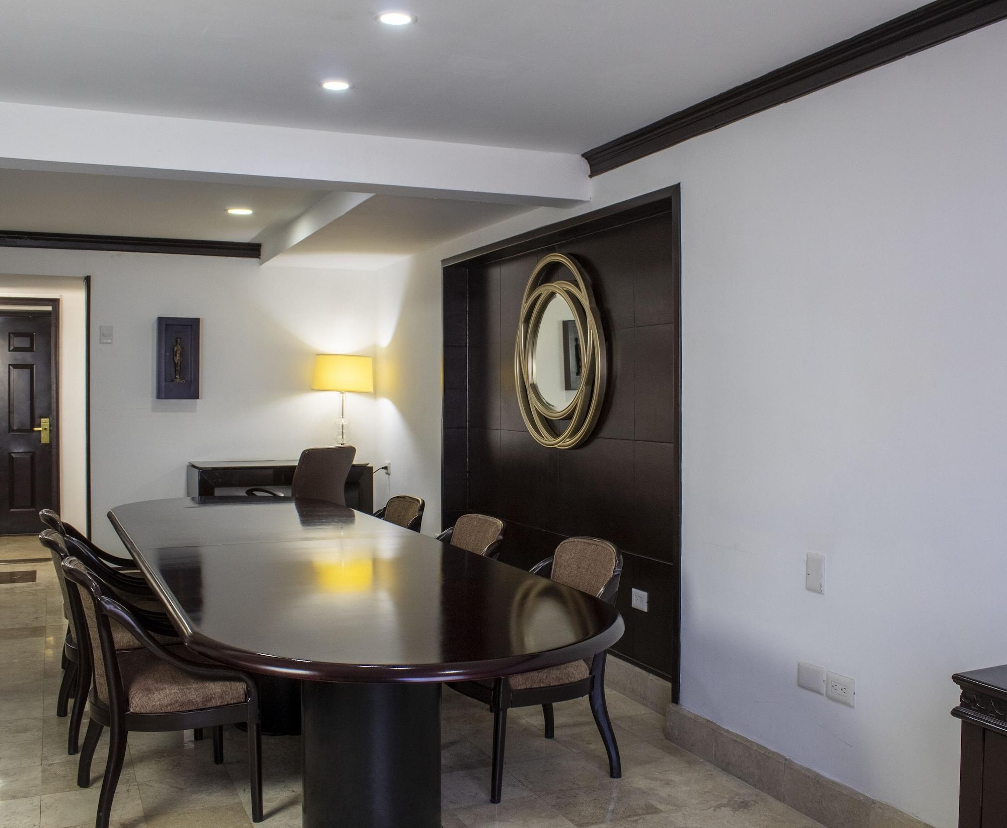 Wyndham Garden Mochis Plaza Hotel