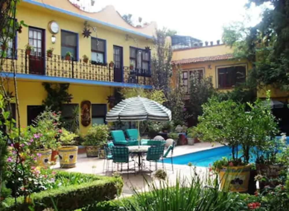 Hacienda De Flores Hotel 4*