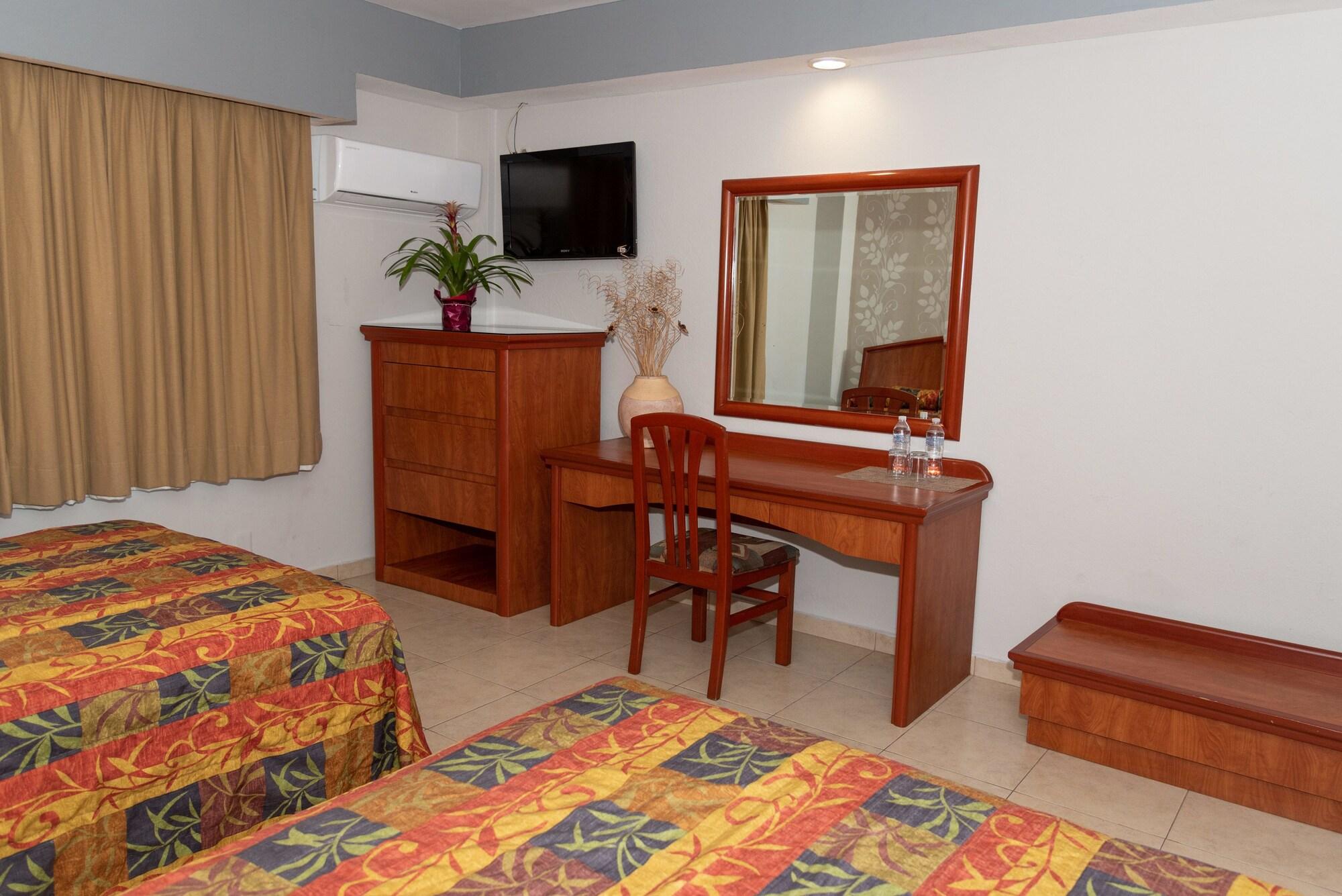 Hotel Impala -atras Del Ado 3*