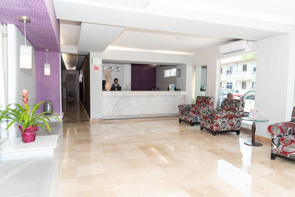 Hotel Impala -atras Del Ado Veracruz