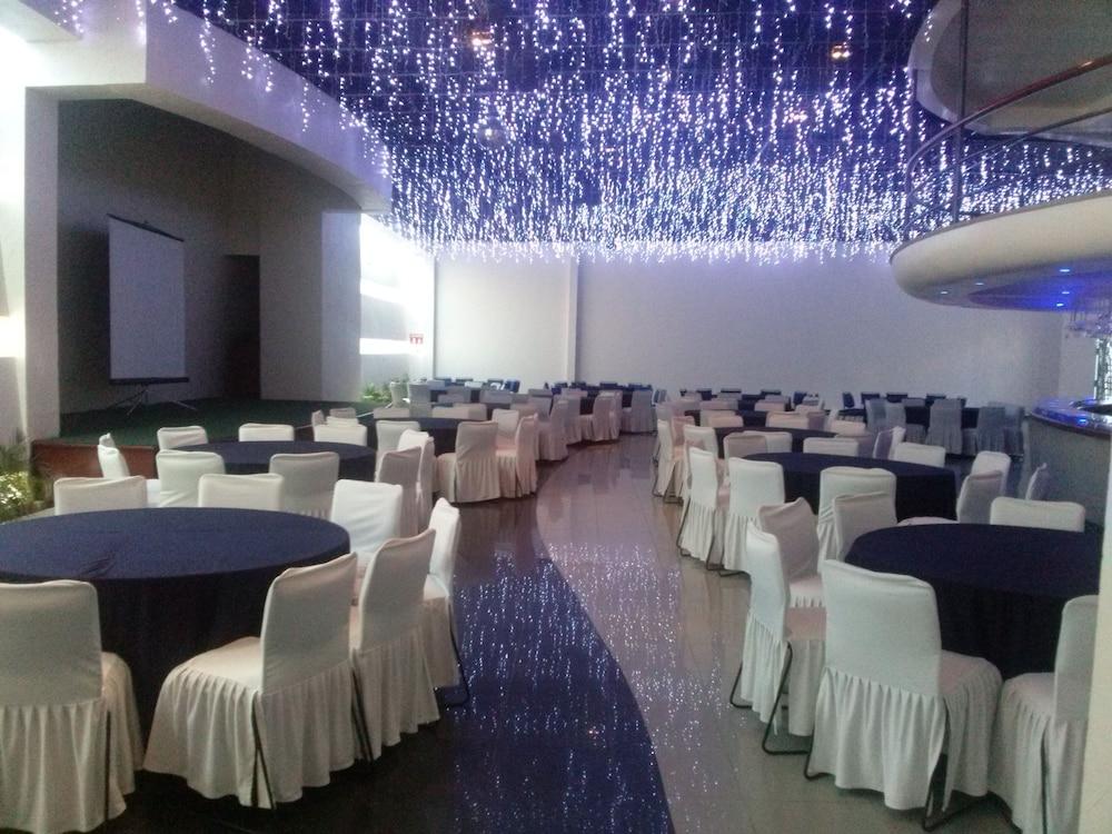 Maya Tabasco Hotel 4*