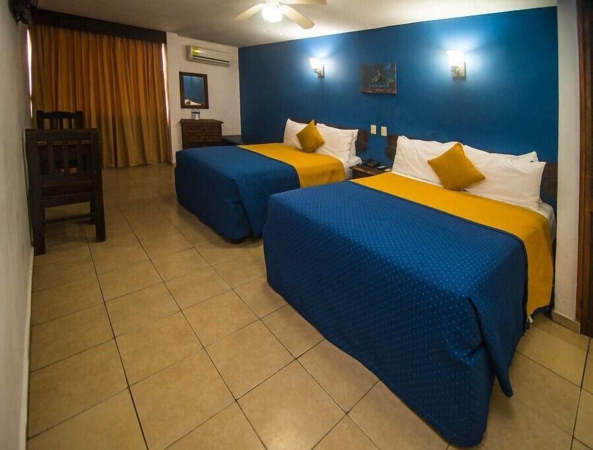 Lorencillo Miramar Hotel 3*