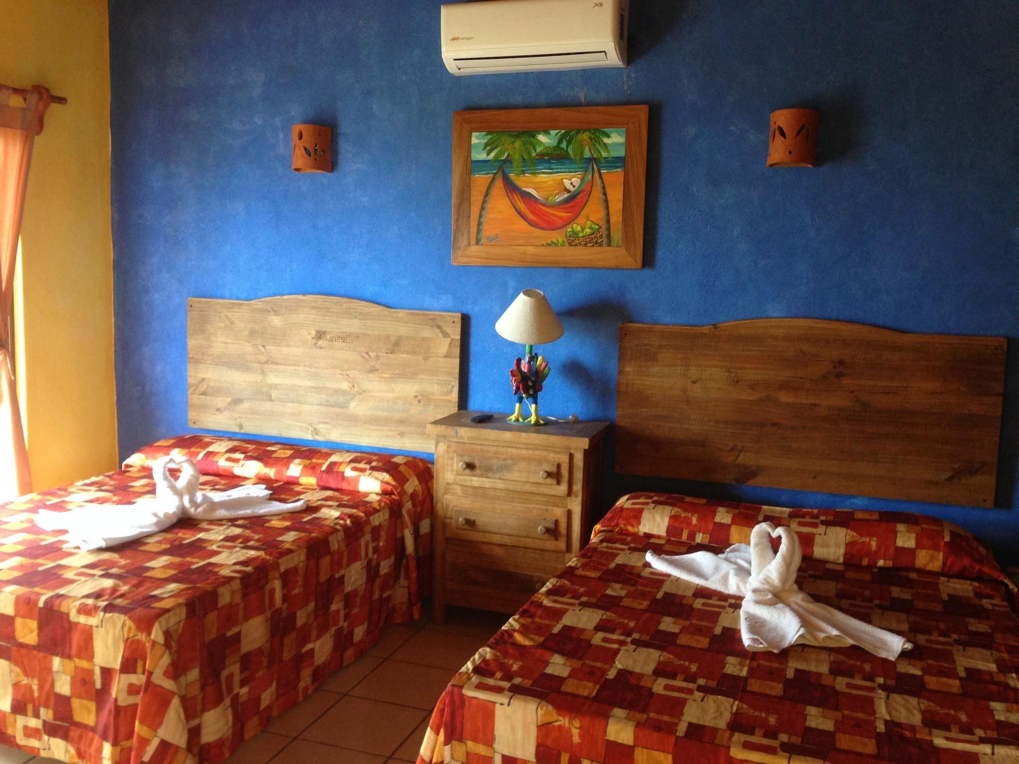 Cabanas Del Capitan Hotel Rincon de Guayabitos