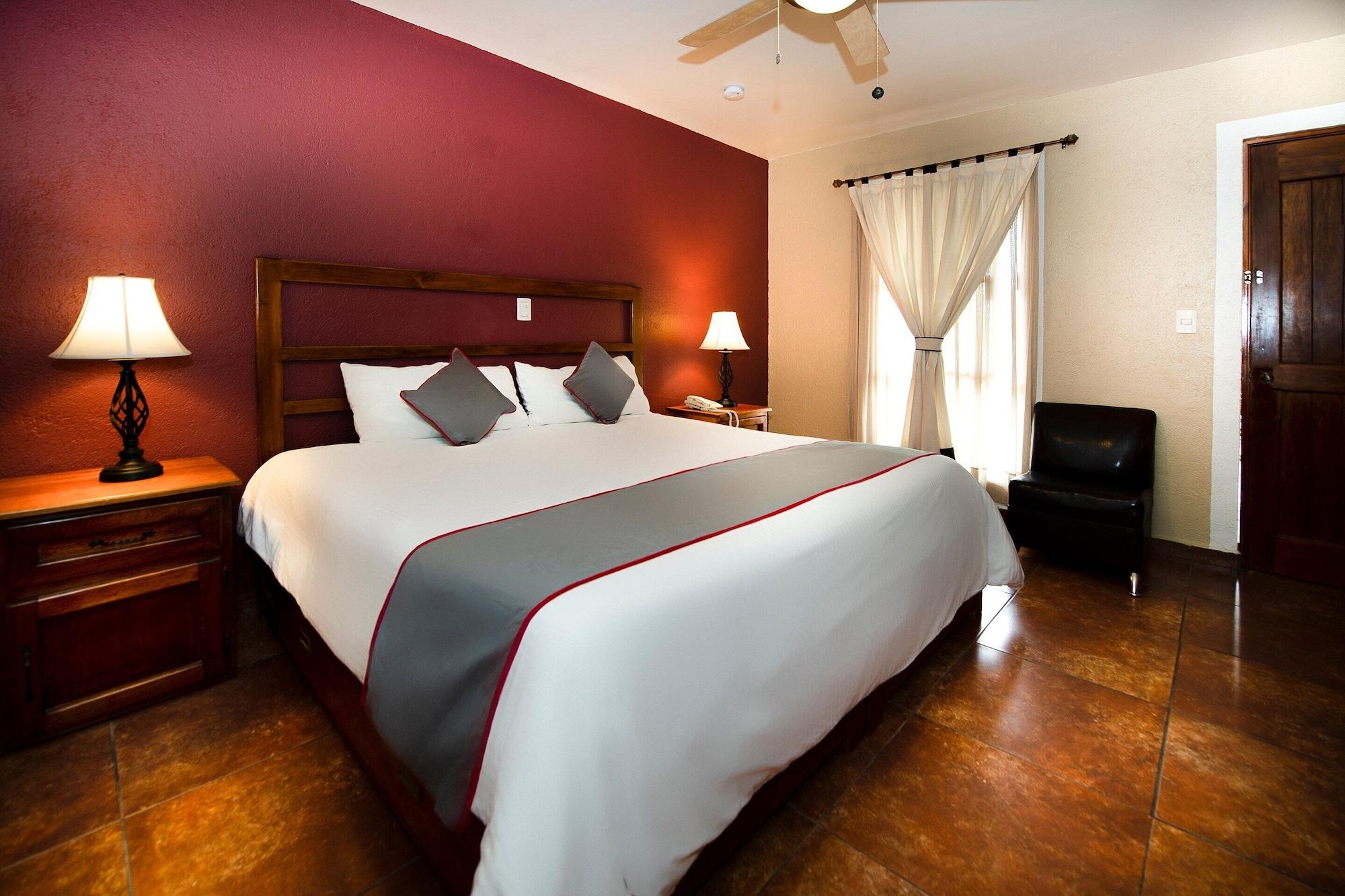 Hotel La Casona &