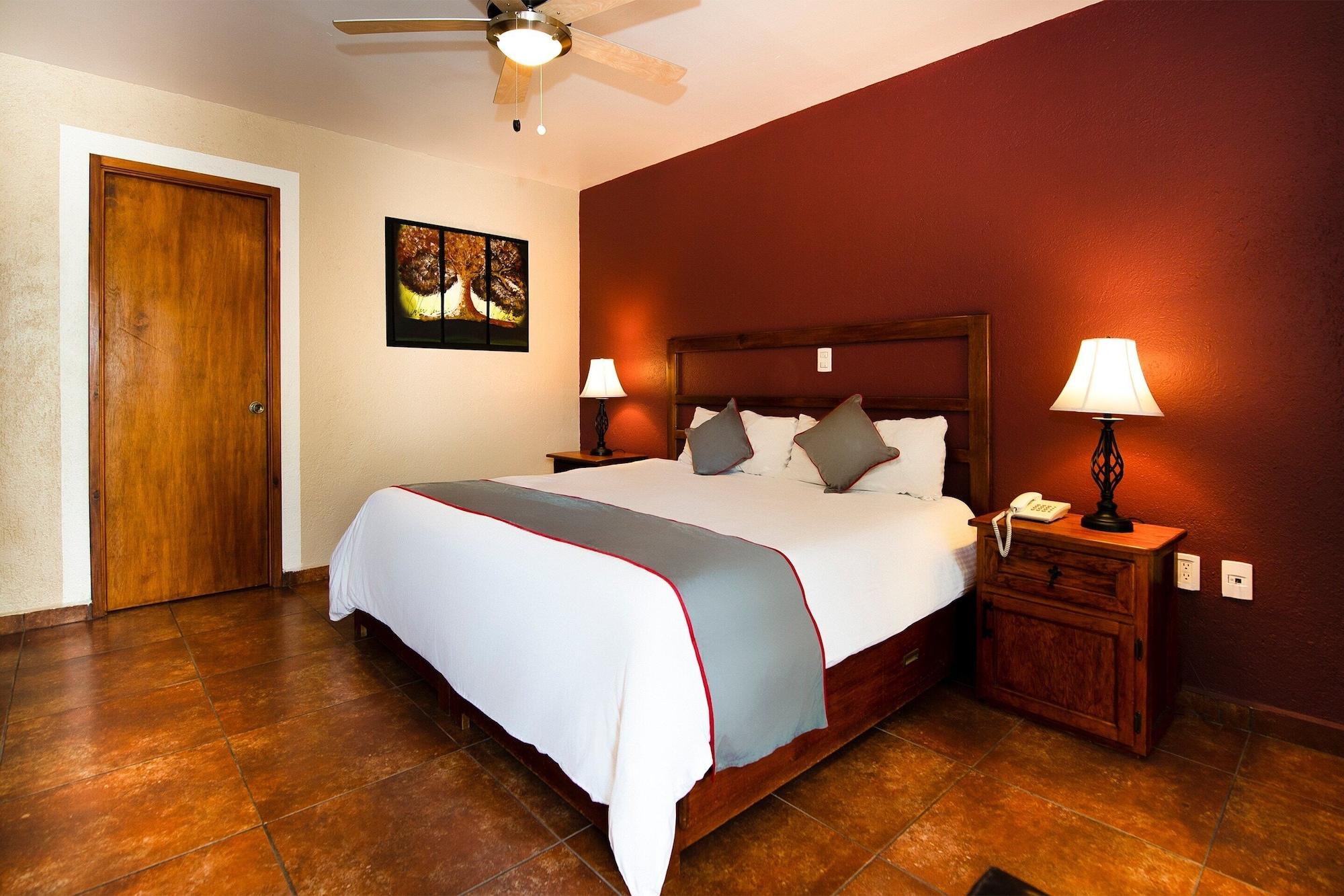 La Casona & Hotel 4*