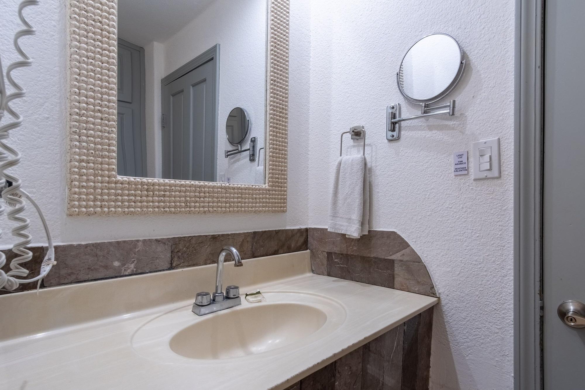 Playa Bonita Hotel 3*