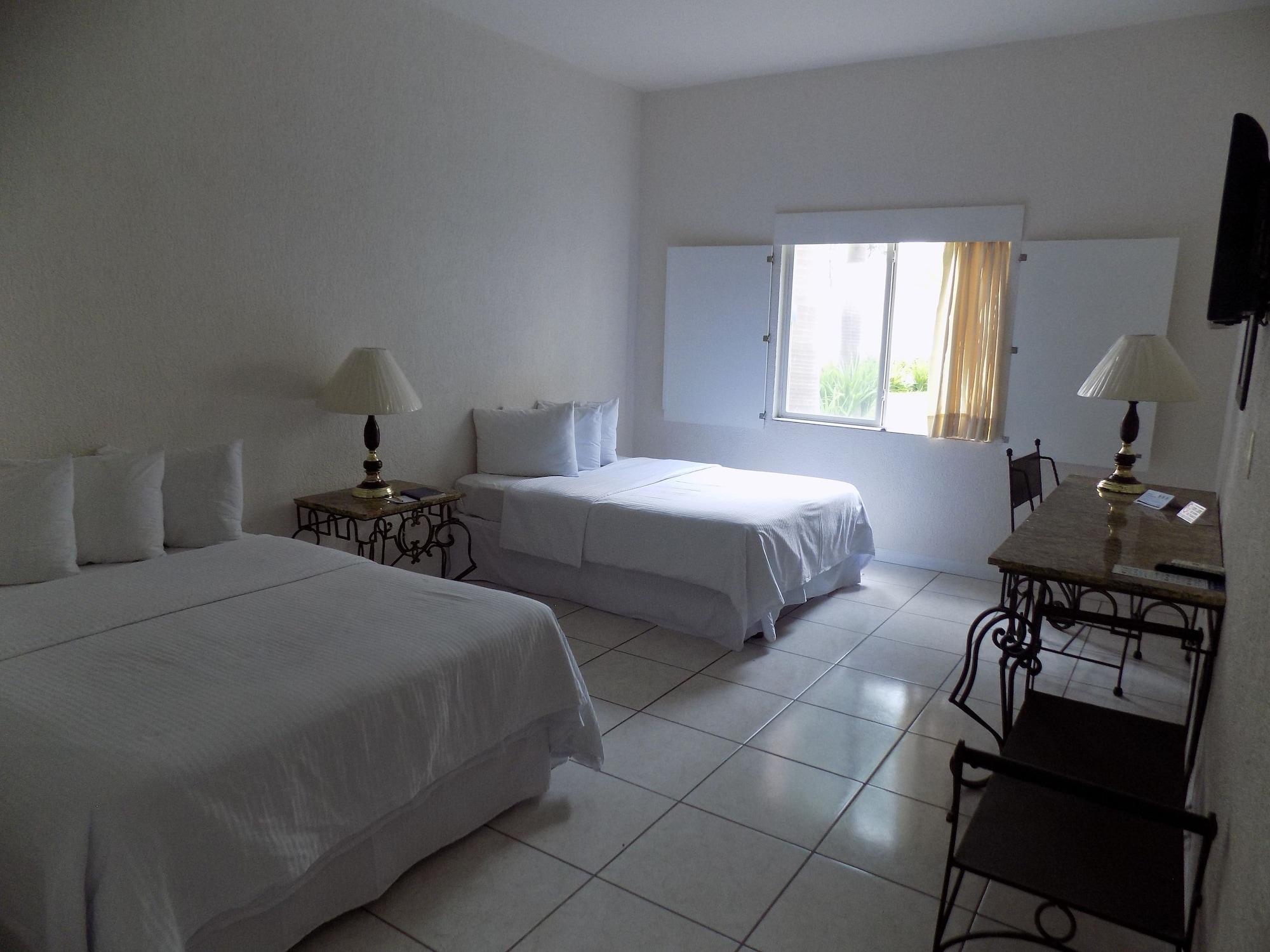 Hotel Palomas Express Tepic