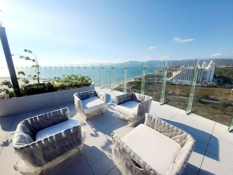 Luxury 2 Bedroom Front At Apartment *