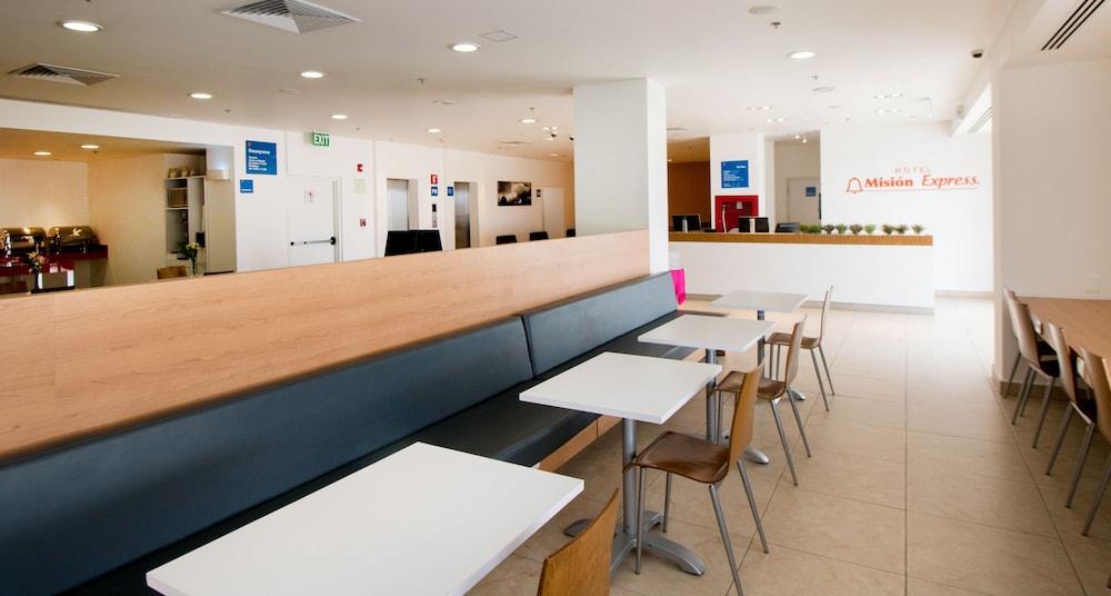 Hotel Mision Express
