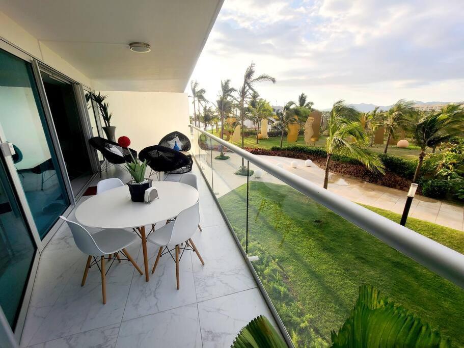Luxury 2 Bedroom Front At * Nuevo Vallarta