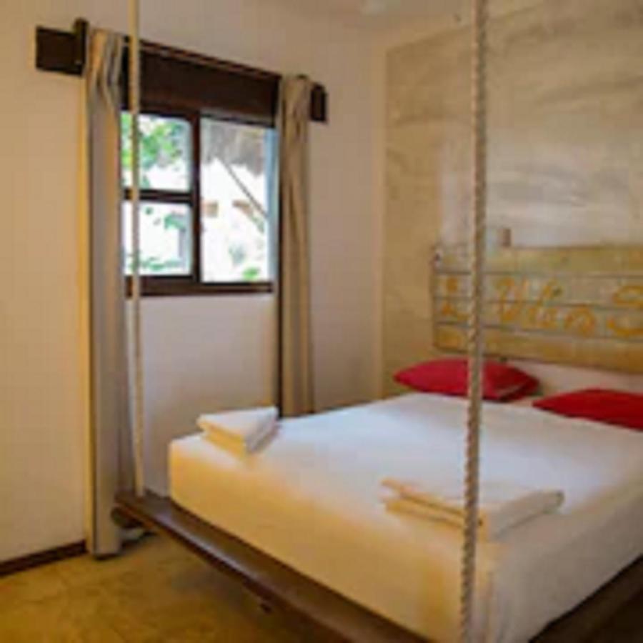40 Canones Hotel