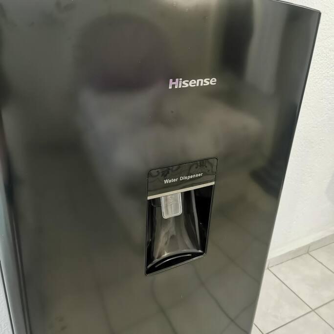 Lovely With Balcony Ac & Wi-fi, Minutes From Downtown!