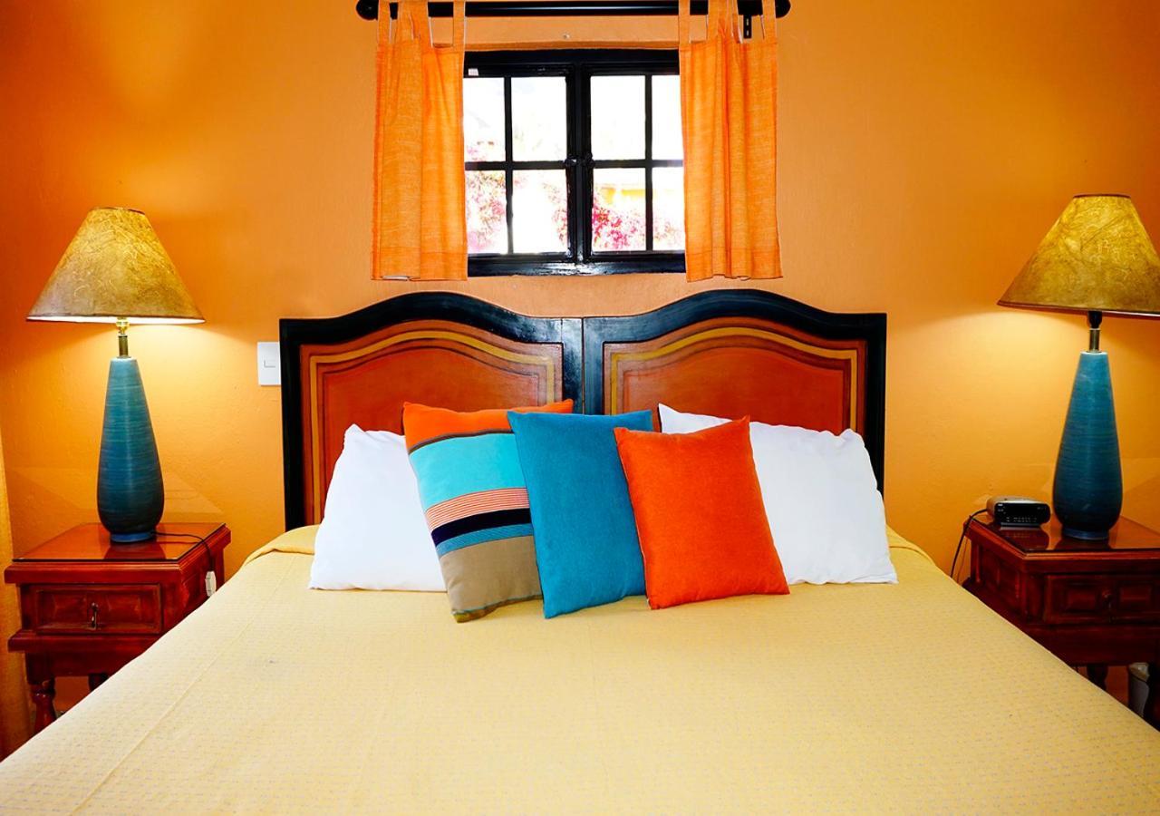 Casa Del Sol Bed & Breakfast Ajijic