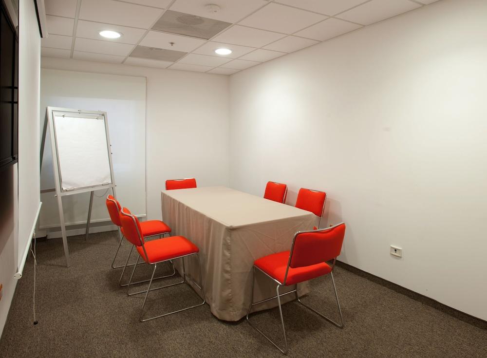 Express Junior By Marriott Aeropuerto Toluca