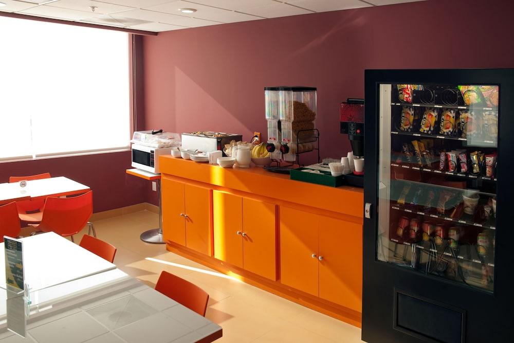 Express Junior By Marriott Aeropuerto Hotel Toluca