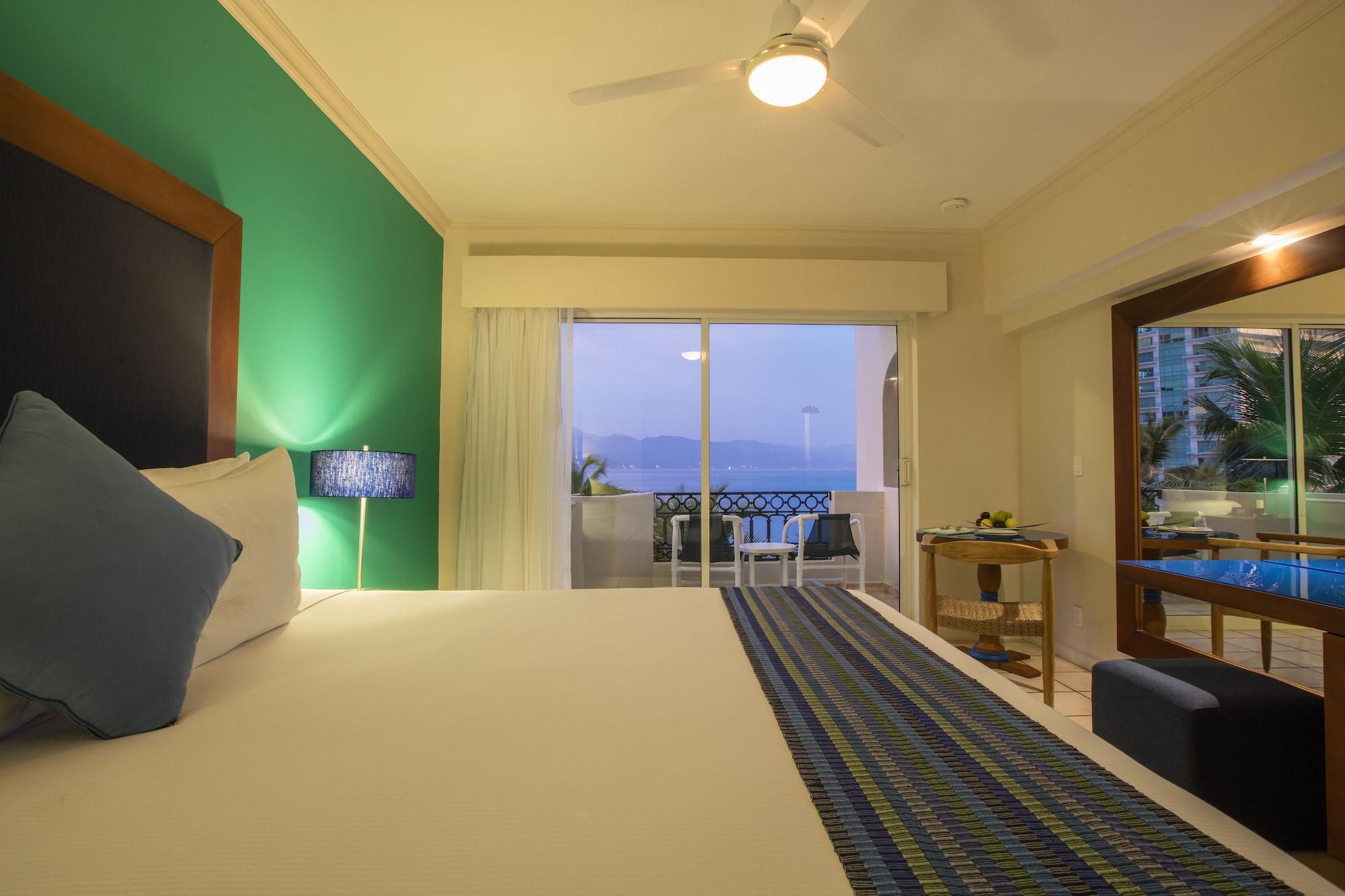 Crown Paradise Golden - Adults Only Resort