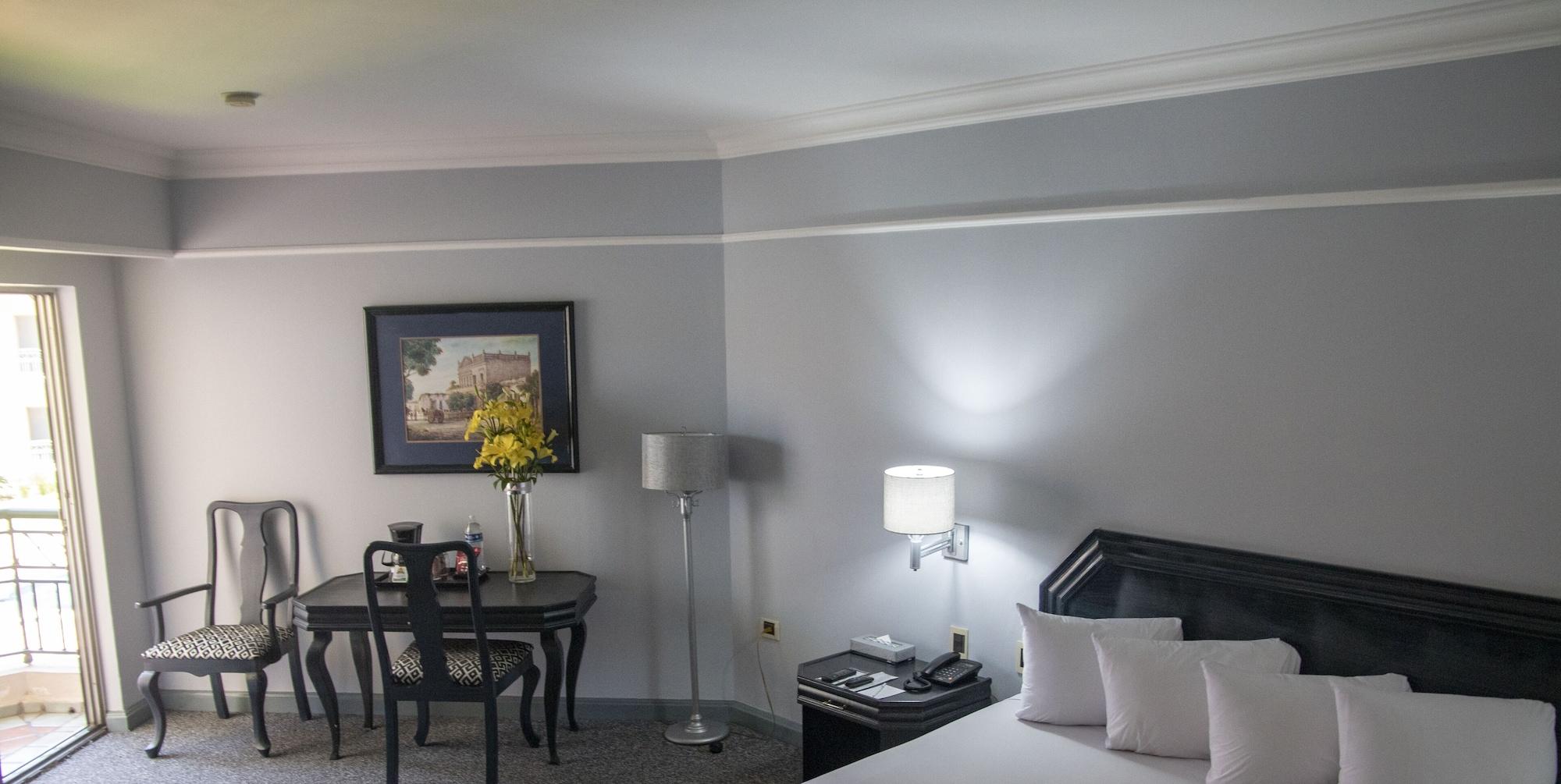 Nk Nekie Hotel 4*