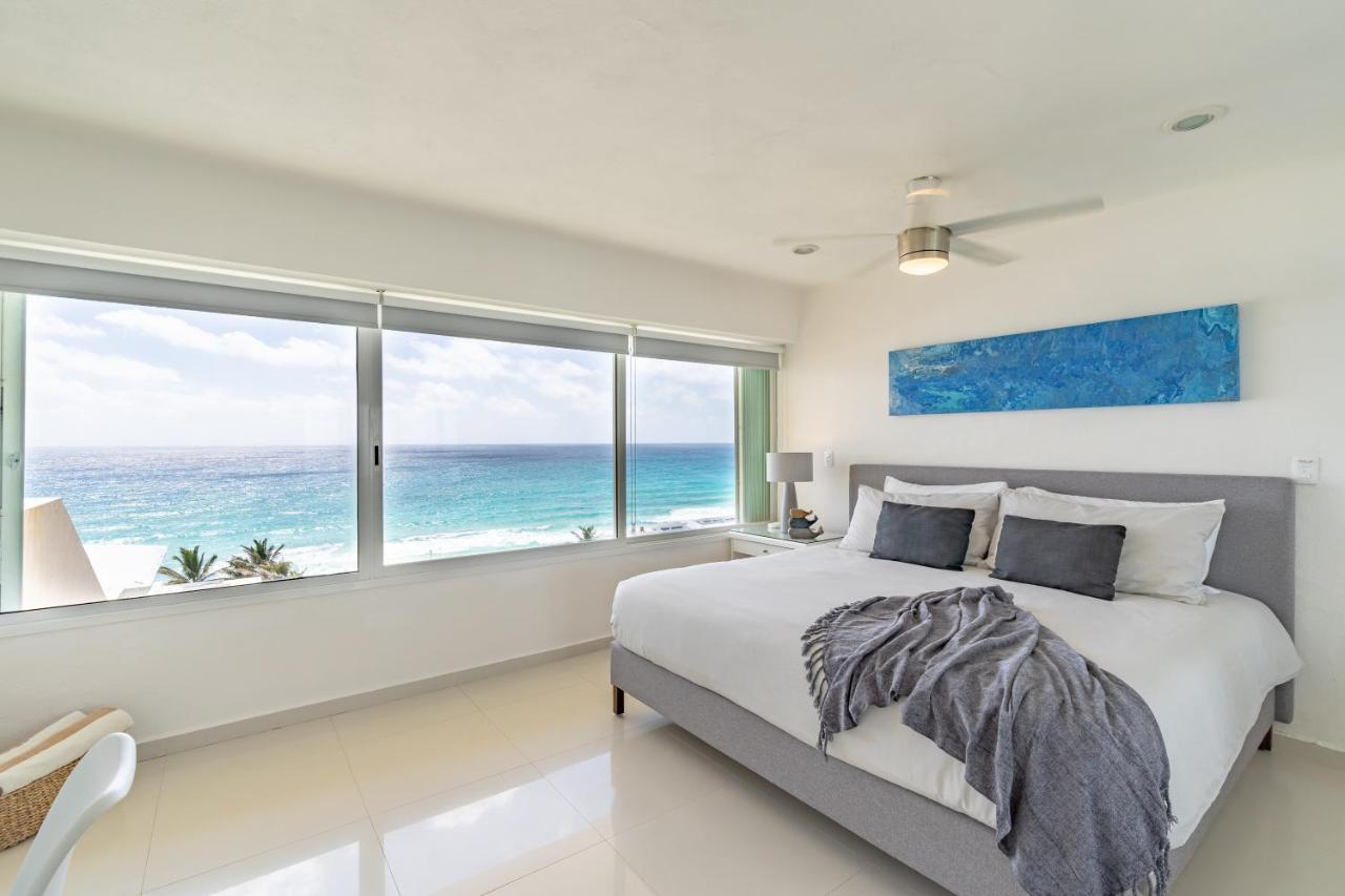 Aparthotel Ocean View Three Bedroom, Three Story Penthouse By The