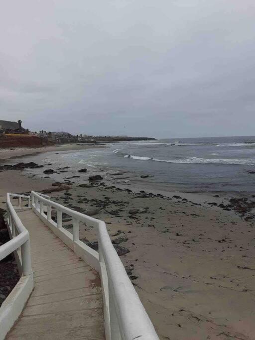 Apartment Beachfront 4 Bedroom Penthouse - Pool Steps To & Mins To Downtown *