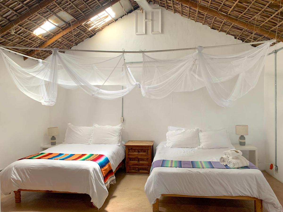 Hotel Perro Surfero 2*