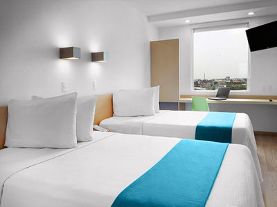 One Poliforum Hotel Leon