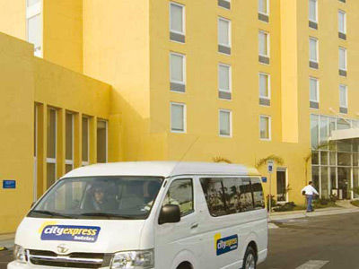Express By Marriott Hotel 4*