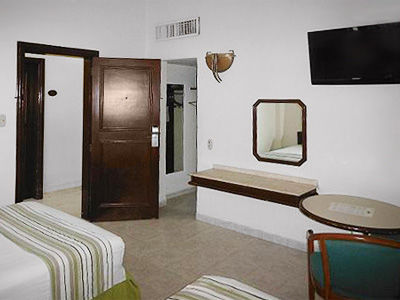 Hotel Ruiz Milan 3*