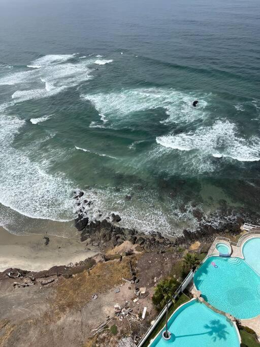 Beachfront 4 Bedroom Penthouse - Pool Steps To & Mins To Downtown Apartment *